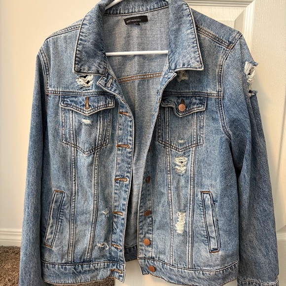 Jean Jacket - Picture 1 of 2
